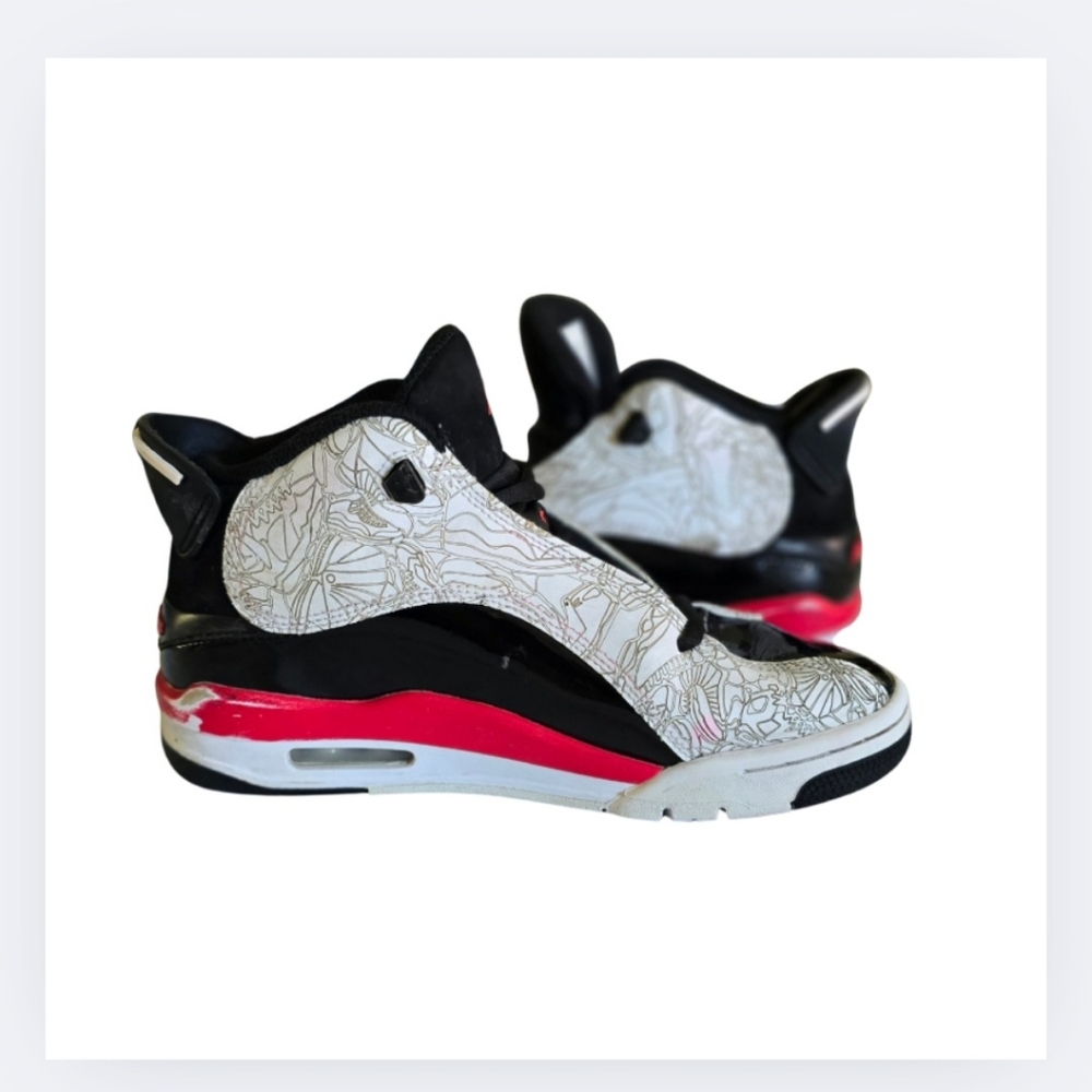 NIKE AIR JORDAN Dub Zero Kids Sneakers Size 4.5 Youth, White Red Black Hi Top